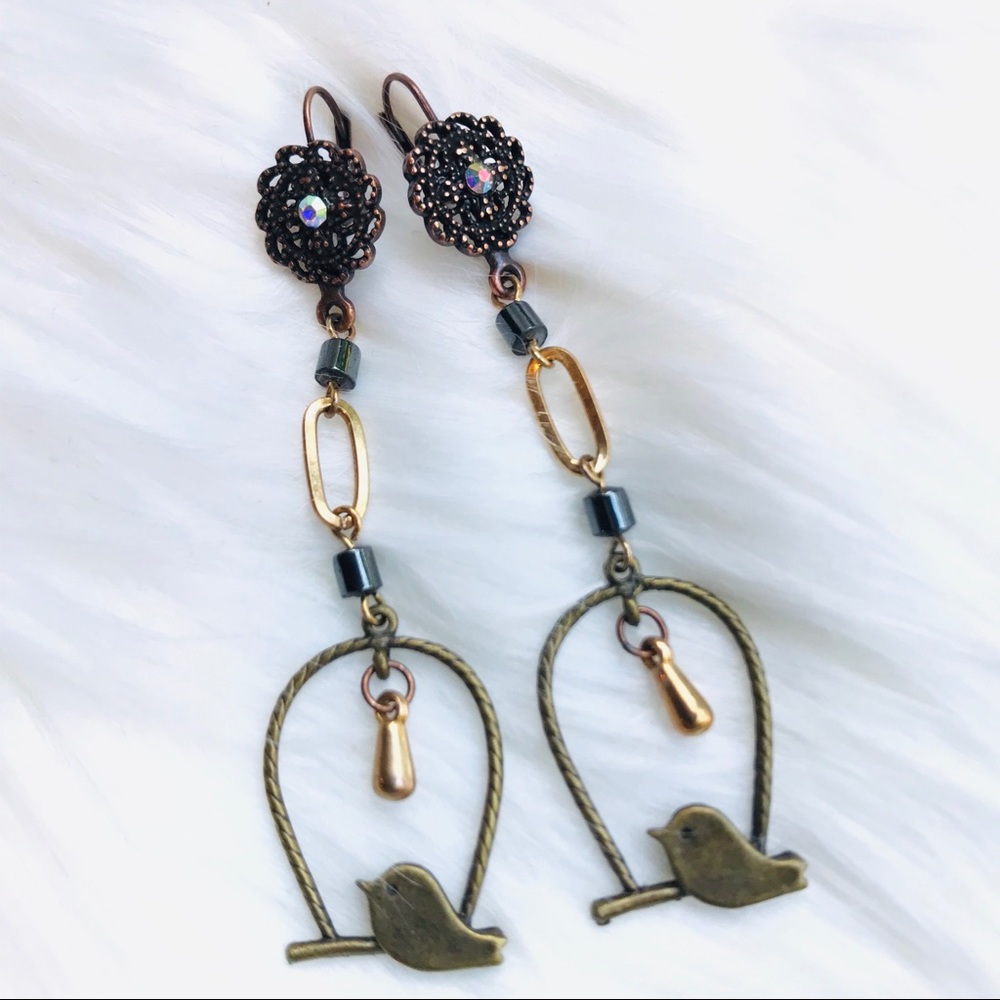 NWT Handmade Bird On A Swing Dangling Earrings